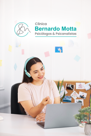 Nossa equipe de psicólogos online oferece um serviço especializado de terapia virtual para adolescentes, proporcionando um ambiente acolhedor e seguro para lidar com questões emocionais e de desenvolvimento pessoal. Acreditamos na importância de oferecer um suporte emocional adequado durante essa fase crucial da vida.